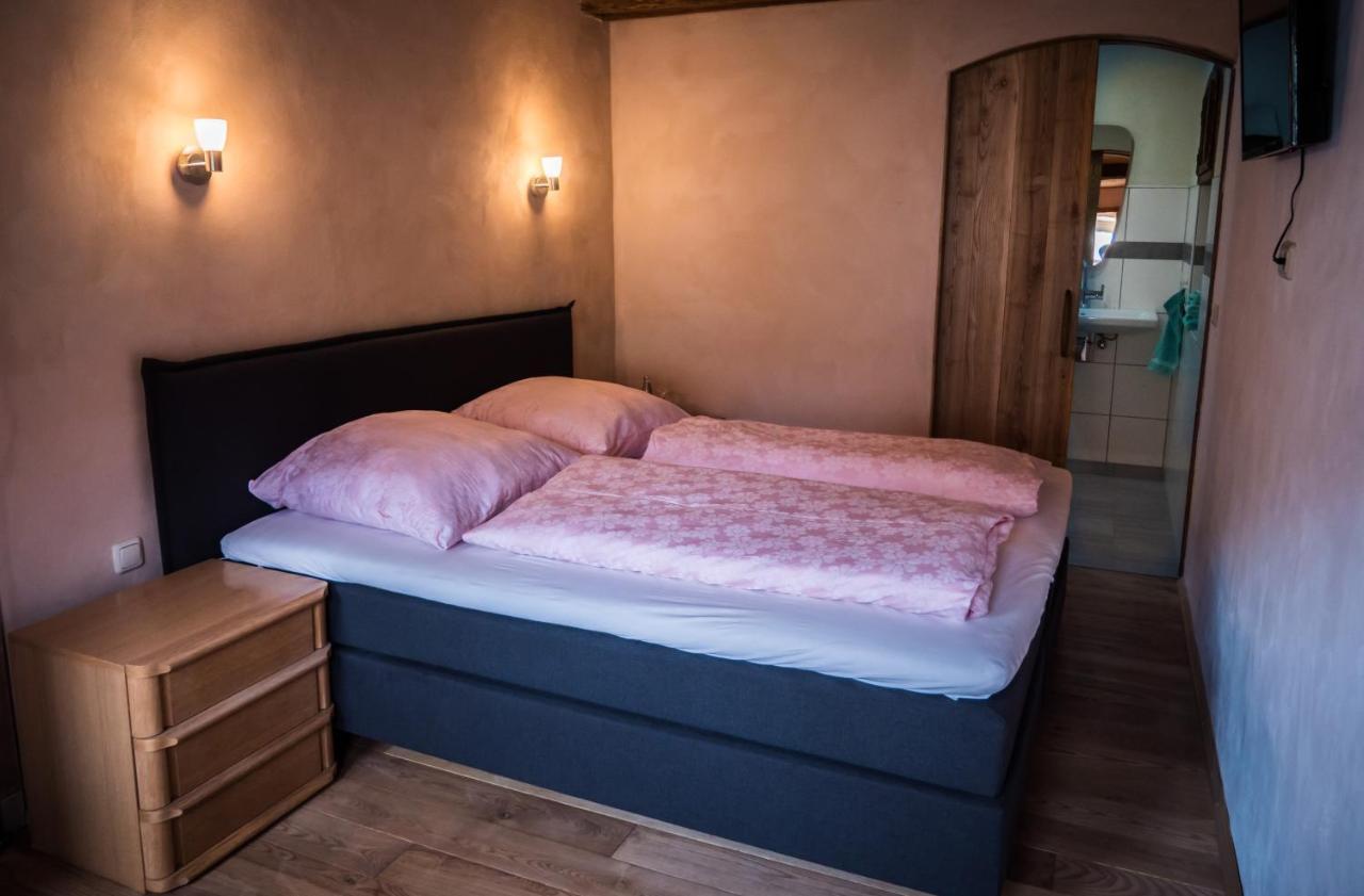 Heuhof-Breitau Gaestezimmer Sontra エクステリア 写真